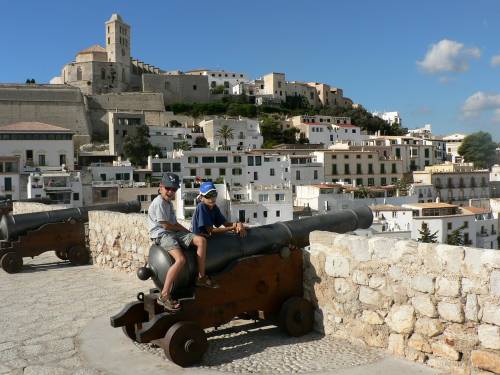 29- Sur le canon des pirates 